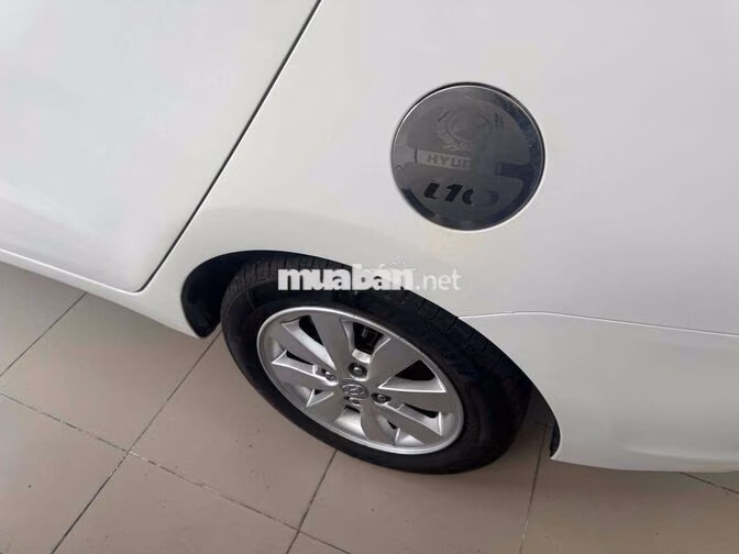 Hyundai Grand i10 2015 tự động