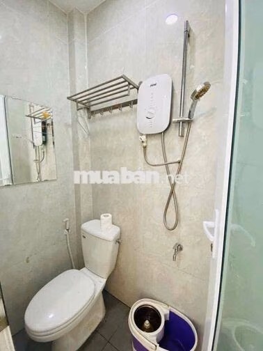 Cho thuê căn 1pn tách bếp cửa sổ thang máy full nt ở Cống Quỳnh quận 1