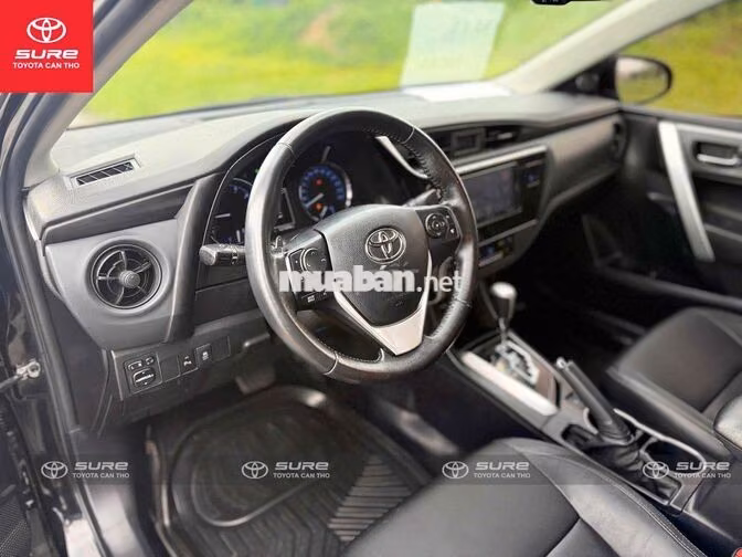 Toyota Corolla Altis 2017 2.0V Luxury siêu hiếm