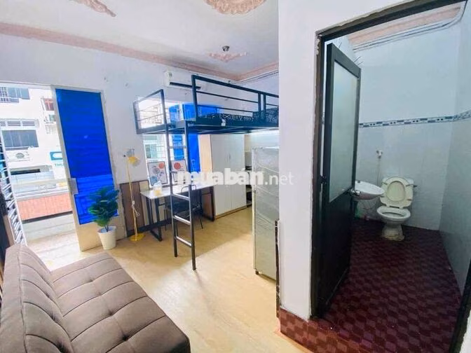 Duplex ban công mới gần đại học y dược