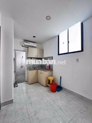 Thang Máy - Hầm Xe - Ngay ĐH Mở - ĐH Nhân Văn - Cầu Bông  - Full NT