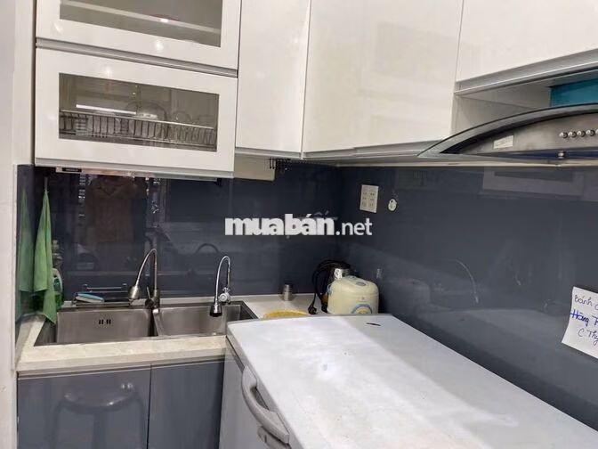 NHÀ MỚI HẺM XE TẢI TRẦN HƯNG ĐẠO QUẬN 1