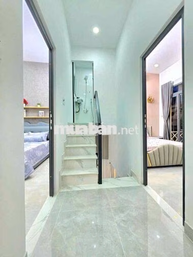 🔔🔔🔔nhà sổ hồng riêng góc 2 mặt tiền có phòng ngủ dưới đất🔔🔔🔔