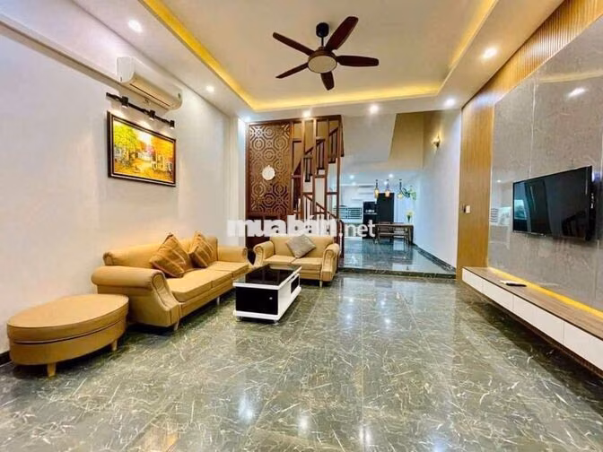 🏡 CHO THUÊ NHÀ 3 TẦNG MT KHU LOSEBY GẦN BIỂN