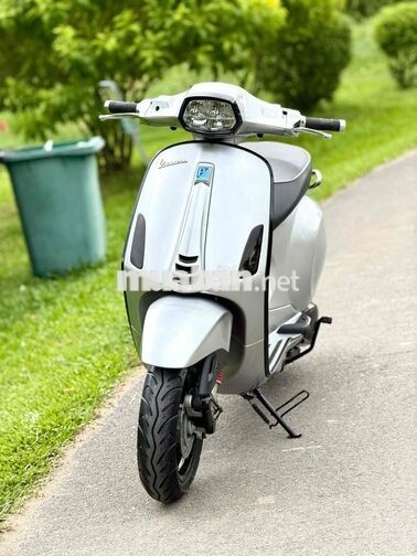 Piaggio Sprint 125cc ABS 2021 Bạc Porsche.Siêu Đẹp