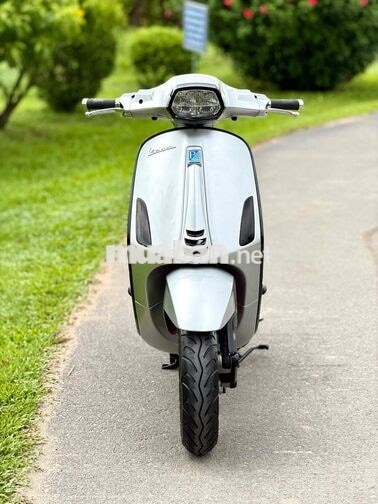 Piaggio Sprint 125cc ABS 2021 Bạc Porsche.Siêu Đẹp