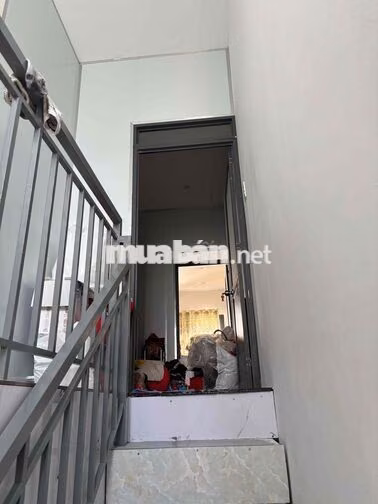 Chính chủ BN Hưng Phú, hẻm 5m, 2 tầng, 38/43m2, 2 PN, 2 WC nhà mới