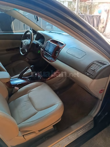 Xe Chính Chủ Cần Bán Camry 2.4 MT