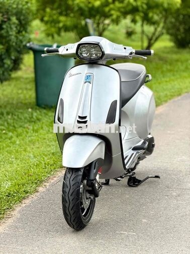 Piaggio Sprint 125cc ABS 2021 Bạc Porsche.Siêu Đẹp
