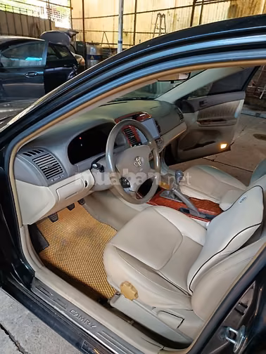 Xe Chính Chủ Cần Bán Camry 2.4 MT