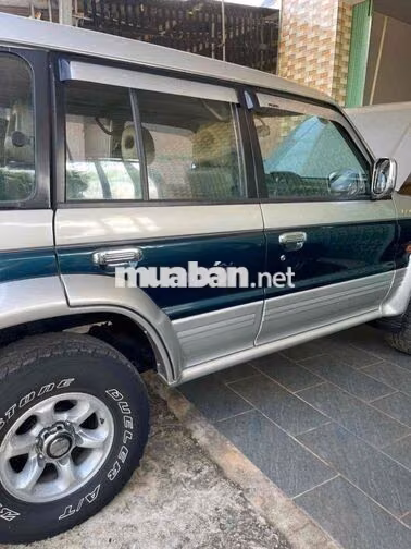Mitsubishi Pajero V43 2002 3.0