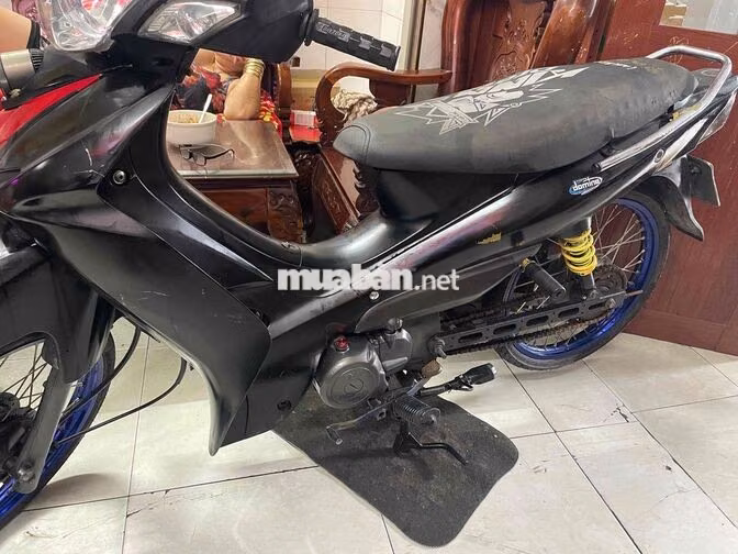 Xe máy số 50cc màu Đen