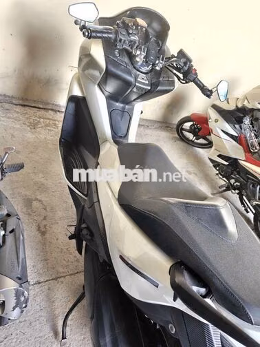 Honda Fazer 250 Trắng