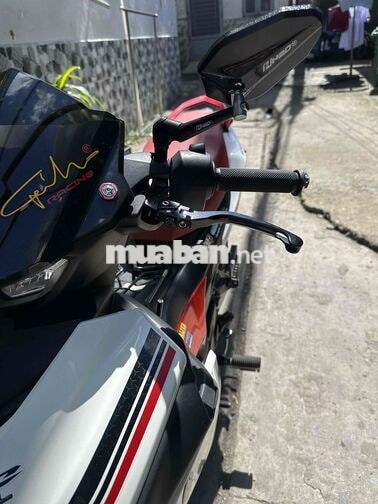 Yamaha Exciter 155 Trắng đỏ 11km