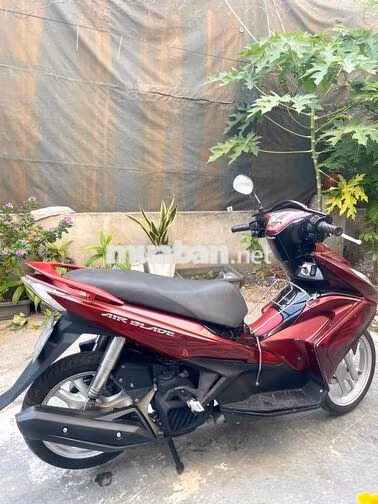 Honda Airblade Đỏ Mắt Cú, Mới Đẹp, Giấy Tờ Đầy Đủ