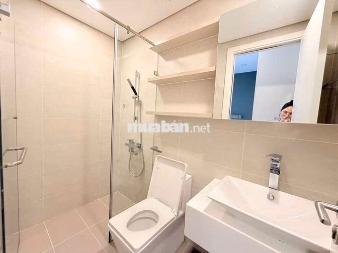 Bán gấp căn Lê Quang Định 2tỷ 2PN/2WC full NT 50M2 sổ hồng sẵn vay 70%