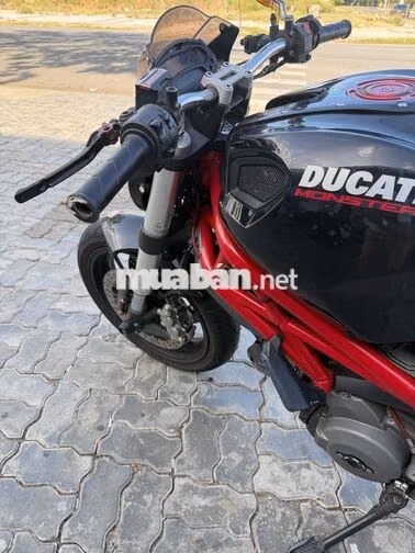 Ducati Monster 795 Đen, Đỏ 48700 km