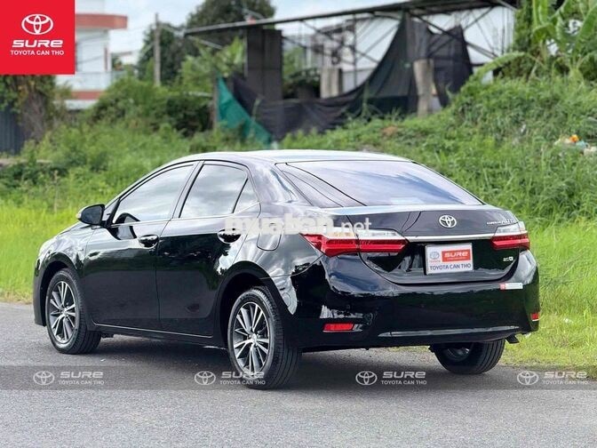 Toyota Corolla Altis 2017 2.0V Luxury odo 121.000