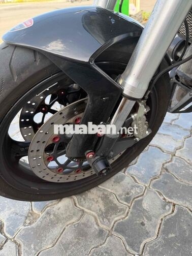 Ducati Monster 795 Đen, Đỏ 48700 km