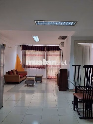 Bán căn hộ chung cư Chung Cư Nguyễn Kim 50m 2pn.