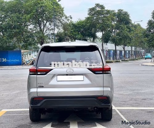 Xe Toyota Innova Cross 2.0V CVT 2025 - 805 Triệu