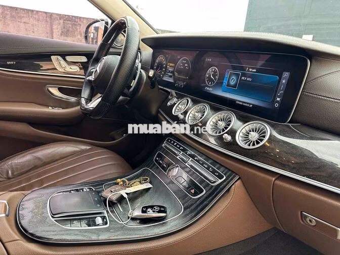 Mercedes-Benz E250 2016 Bạc Tự động