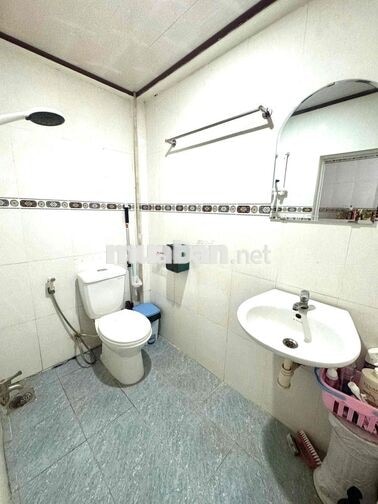 cho thuê nhà lộ nhựa Phạm Nguc Lão
