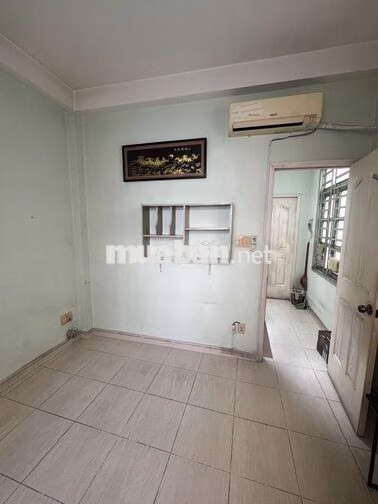 CHO THUÊ NHÀ MẶT TIỀN TRẦN BÌNH TRỌNG QUẬN 5 GẦN CAO ĐẲNG KINH TẾ