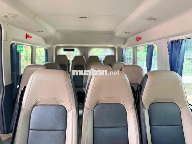 Ford Transit Trend 2024 - Hỗ Trợ Tài Chính 75%
