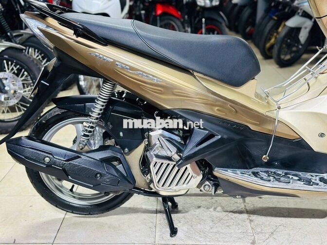 XE MÁY THỊNH PHÁT-AIR BLADE 125 VÀNG ĐỒNG 3D 2014