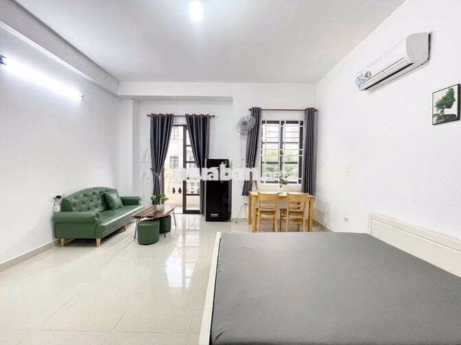 Full nội thất: ML-Tủ Lạnh- Kệ Bếp- Giường Nệm- Tắm Nóng Lạnh- M.giat r