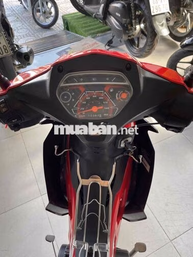 wave blade 2024 . lướt 10k km . zin nguyên bản.