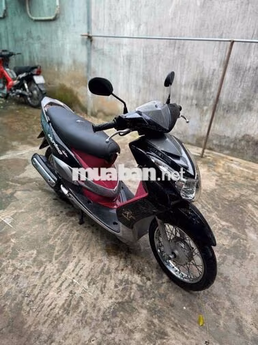 Yamaha utimo. mio Xe tay ga Đen, hồng