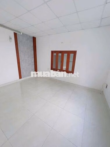 cho thuê nhà 4.5x18m đúc lửng hẻm 107 ng văn khối GV 2pn2wc giá 10tr