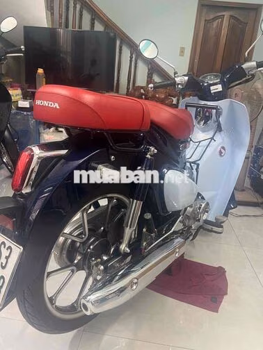 Honda Super Cub 125 cc 2023 Xanh tím 1700 km Nhập