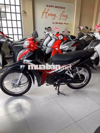 wave blade 2024 . lướt 10k km . zin nguyên bản.