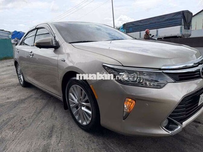 Toyota Camry 2.5Q 2018 Vàng cát