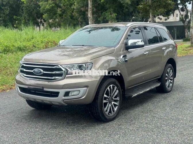 Ford Everest Titanium 2019 7 chỗ -60.000 km 1 chủ