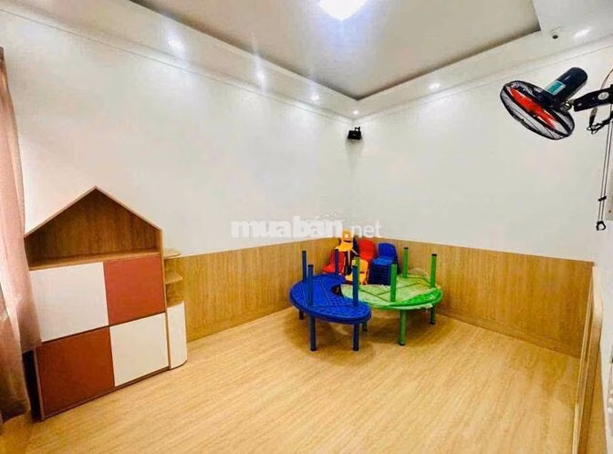 NHÀ MẶT TIỀN ĐƯỜNG CAO XUÂN HUY