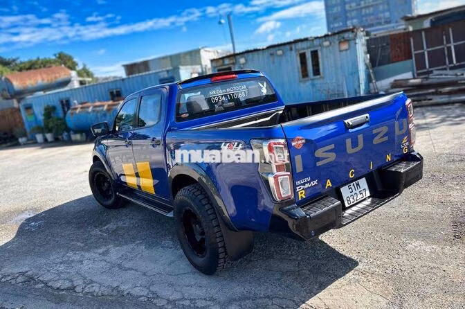 Isuzu D-Max 4x4 Type Z 2021 Xanh Tự động 50000 km