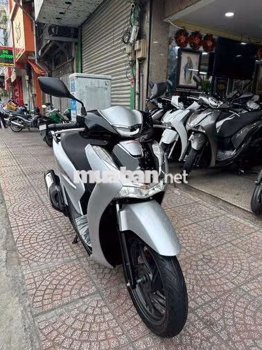 SH 160i ABS 2023 Xám Bạc BSTP 81989 Chính Chủ