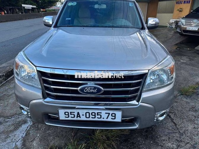 Ford Everest 2.5 AT Limited 2012 Tự động