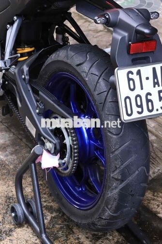 Yamaha MT-15 Xanh, trắng, đen
