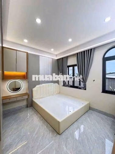 NHÀ TRỆT LẦU - HẺM 137 HOÀNG QUỐC VIỆT