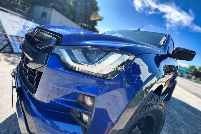 Isuzu D-Max 4x4 Type Z 2021 Xanh Tự động 50000 km