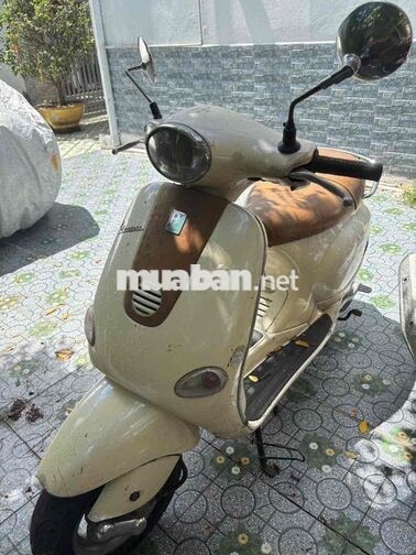 Piaggio Vespa Kem Xe tay ga