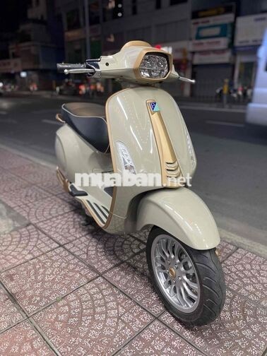 Piaggio Vespa Sprint 2023 7.600 km Kem