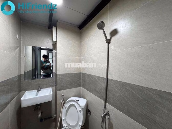 Phòng Ban Công_Thang Máy_Metro Bason_Công Trường Mê Linh_Lê Duẩn_Q1