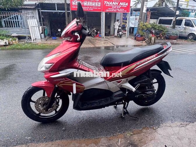 Honda Air Blade 2010 đỏ