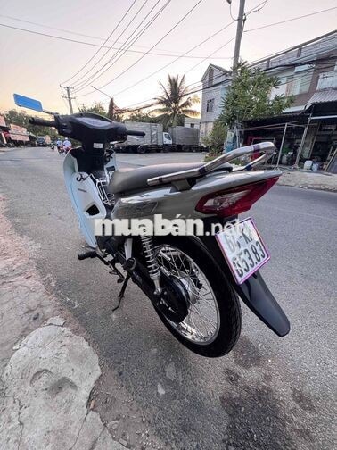 Honda Wave Alpha 2025 Trắng xám
